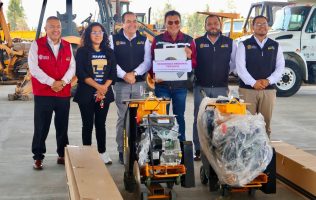 Equipa Junta de Caminos a cuadrillas para mejorar las calles del Edomex