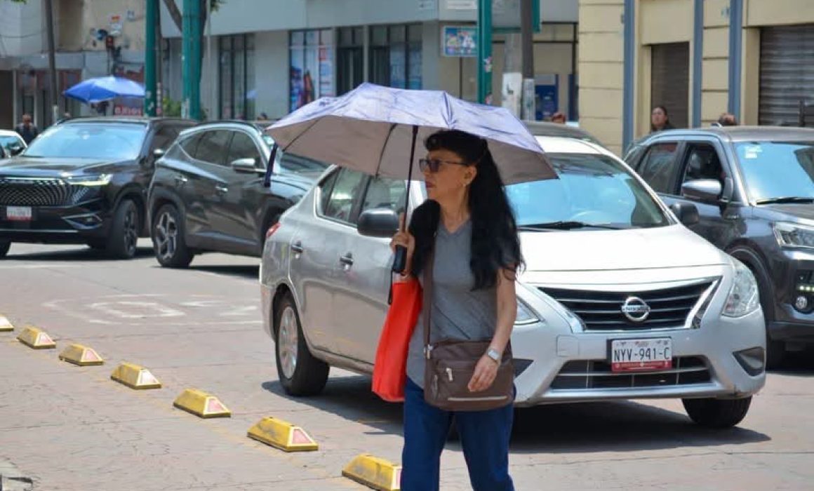 Evita enfermedades por calor durante la canícula en Edomex