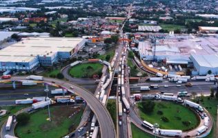Exponen vecinos obra fantasma y severo caos vial en Tepotzotlán