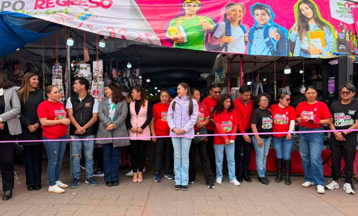 Inaugura Ivette Topete 'Expo Regreso a Clases' en Amecameca