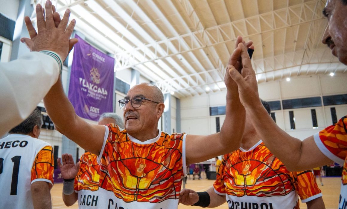 Logra Edomex 2o lugar en Olimpiadas de Oro; Delfina Gómez los felicita