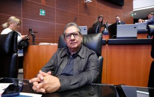 Logra el texcocano Higinio Martínez asumir la Presidencia del Senado