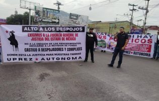 Paralizan carriles de la México-Pachuca con protesta por despojos