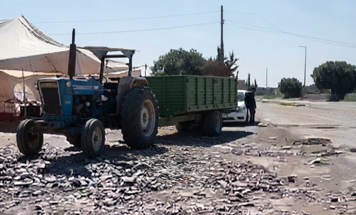 Paralizan vecinos de Ixtlahuaca obras del Tren Suburbano en Temascalapa