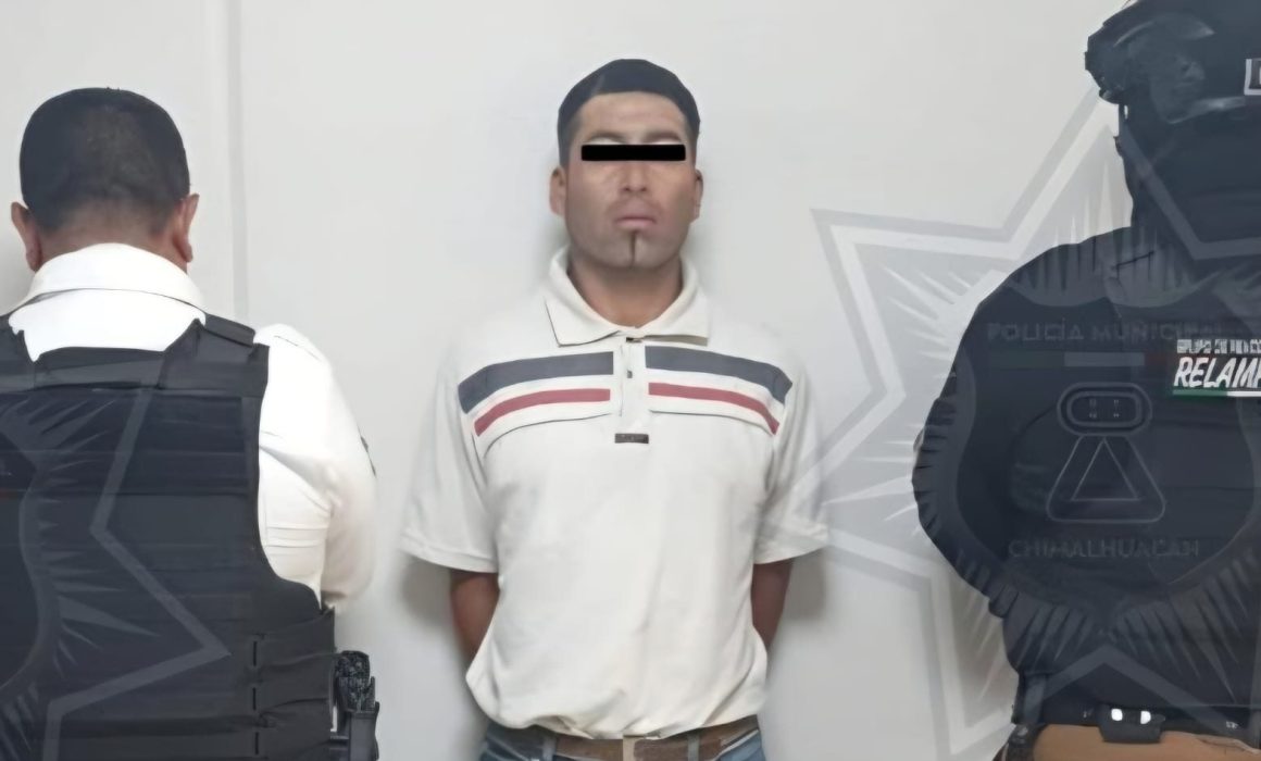 Persiguen y detienen a presunto extorsionador en Chimalhuacán