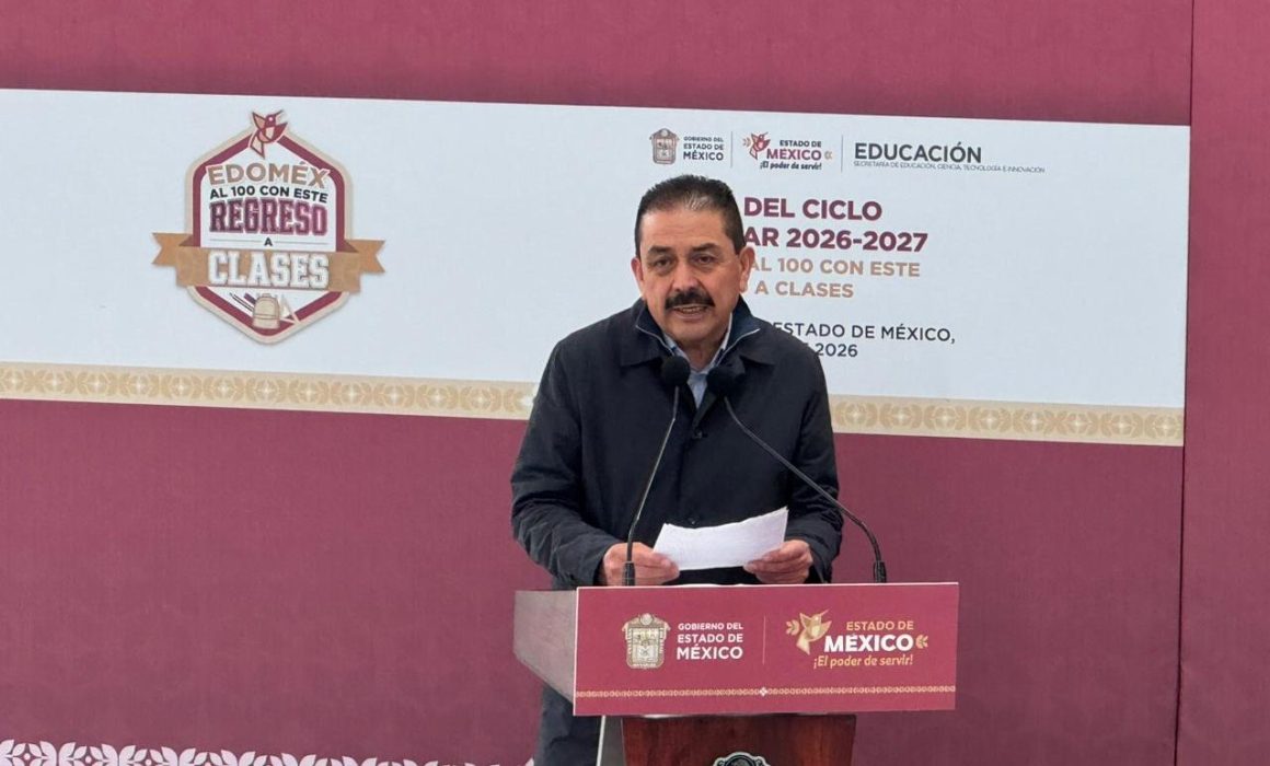 Piden autoridades a padres apoyar a escuelas más allá del pago de cuotas