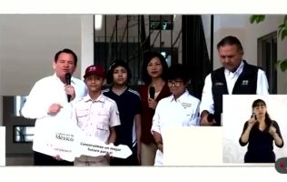 Reciben viviendas del bienestar 208 familias en Kanasín