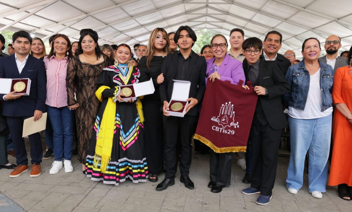 Reconoce Ecatepec a jóvenes talentos con la Presea Orgullo 2026