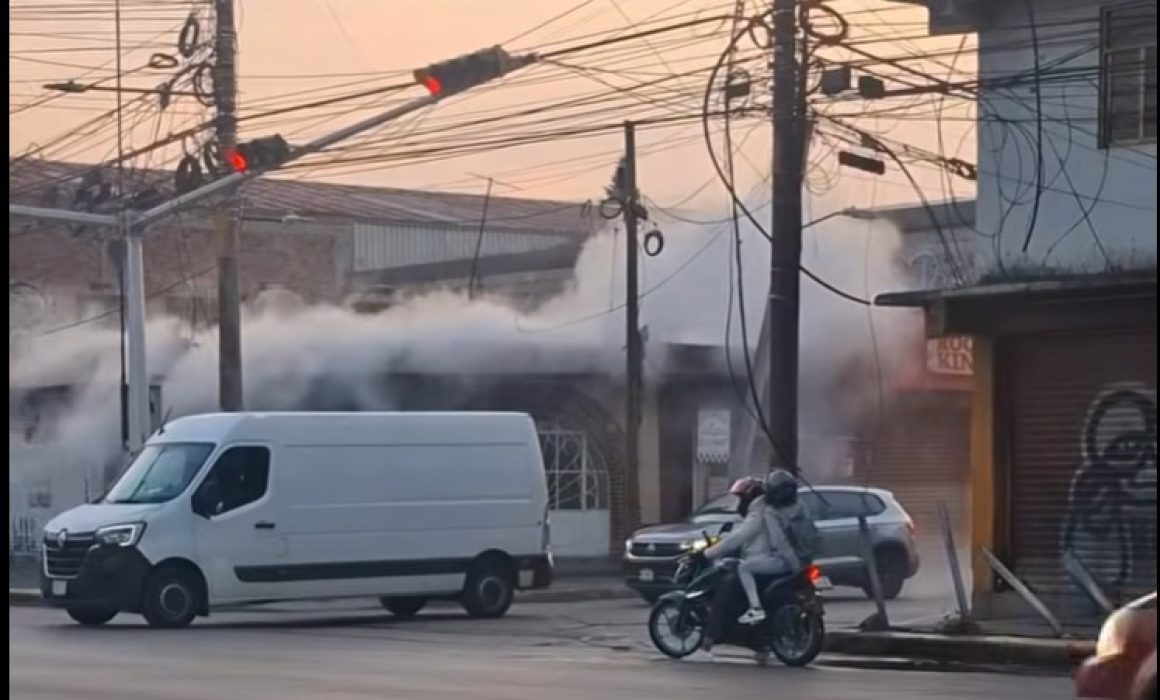 Reportan fuga de gas en vivienda de Tultitlàn; genera movilizaciòn