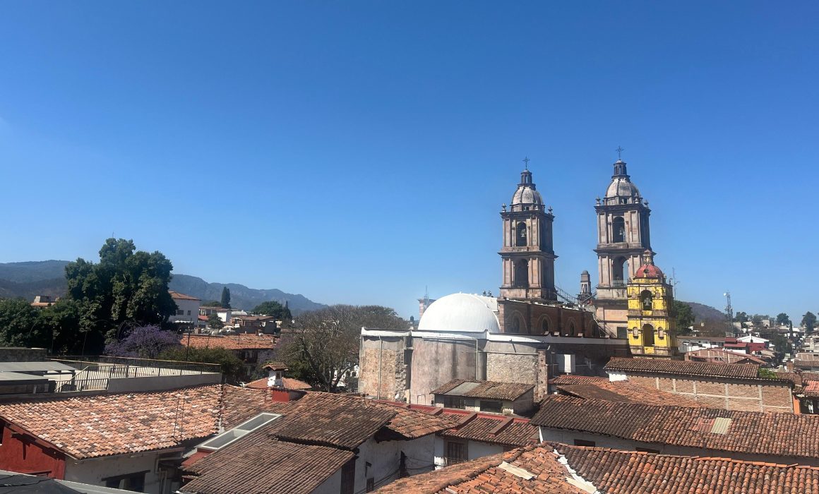 Repunta turismo en Valle de Bravo tras recuperación de la presa