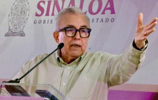 ¿Quién autorizó a Rocha?