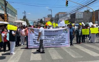 Se extiende protesta de trabajadores de IMSS-Bienestar por falta de pago