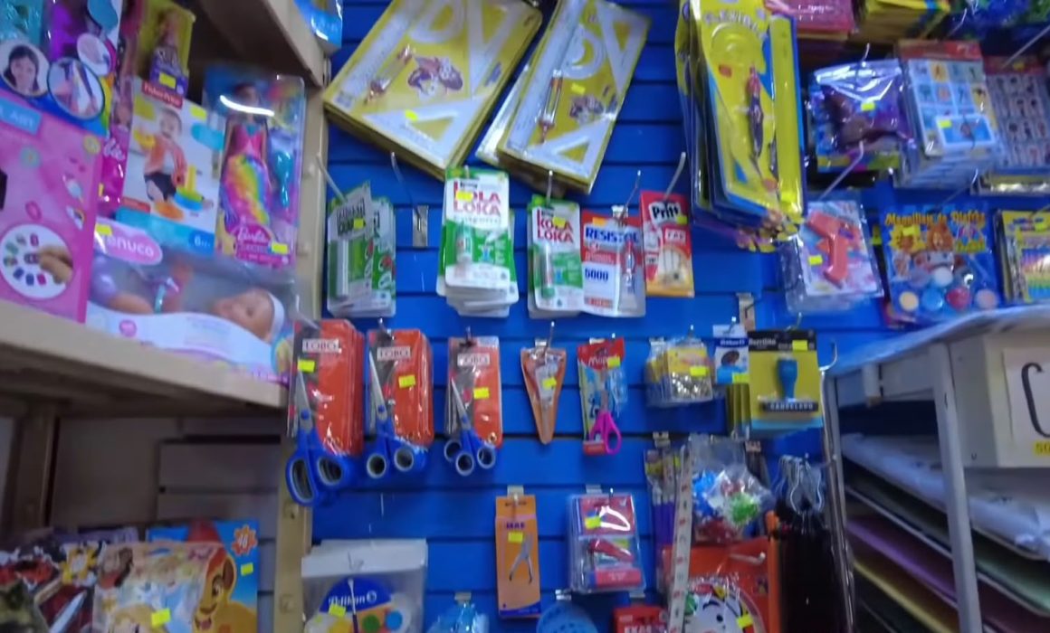 Se reinventan papelerías ante el avance del comercio electrónico