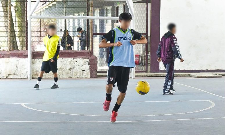Acerca Atizapán actividades deportivas a estudiantes del CETIS 92