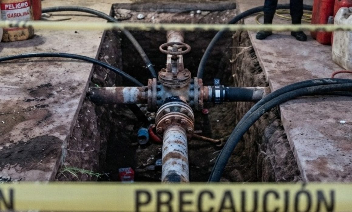 Alerta fuerte olor a combustible en Tultitlán; delata toma clandestina