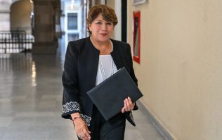 Alista Delfina Gómez Tercer Informe bajo el lema "El Poder de Cumplir"