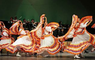 Alista Huixquilucan Festival Folklórico para celebrar sus raíces