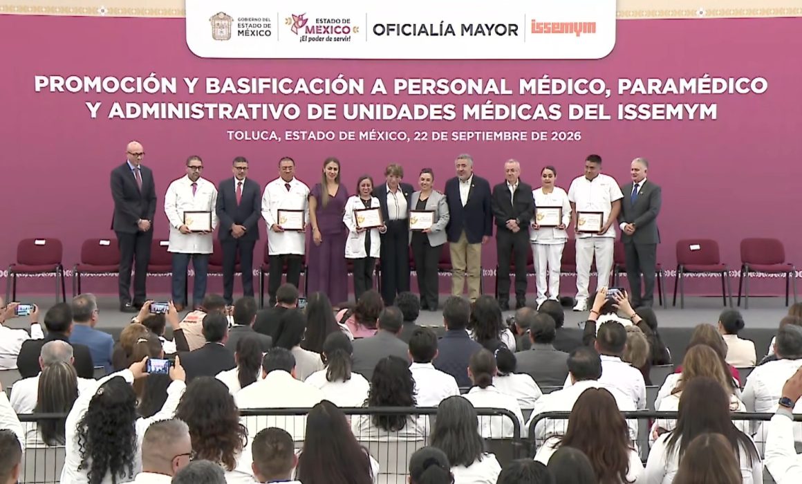 Basifica y promueve Delfina Gómez a 310 trabajadores del ISSEMYM