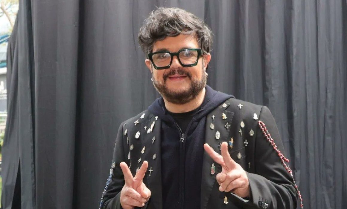 Cancela Aleks Syntek concierto en Tlalnepantla