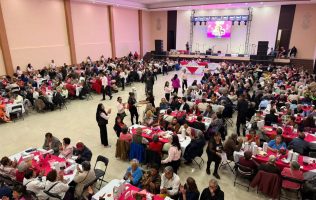 Celebran a adultos mayores de Amecameca con música y convivencia