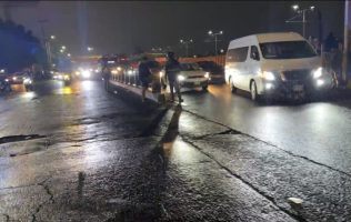 Colapsan conductores de Uber la México-Puebla hacia Chalco