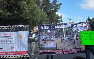 Colapsan vecinos límites de Tepotzotlán y Cuautitlán por vía destruida