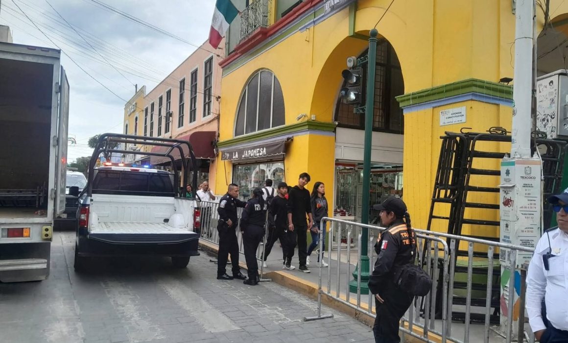 Critican vallas y filtros de seguridad por el Grito en Texcoco