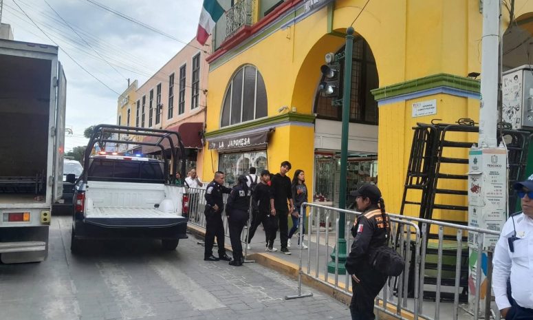 Critican vallas y filtros de seguridad por el Grito en Texcoco