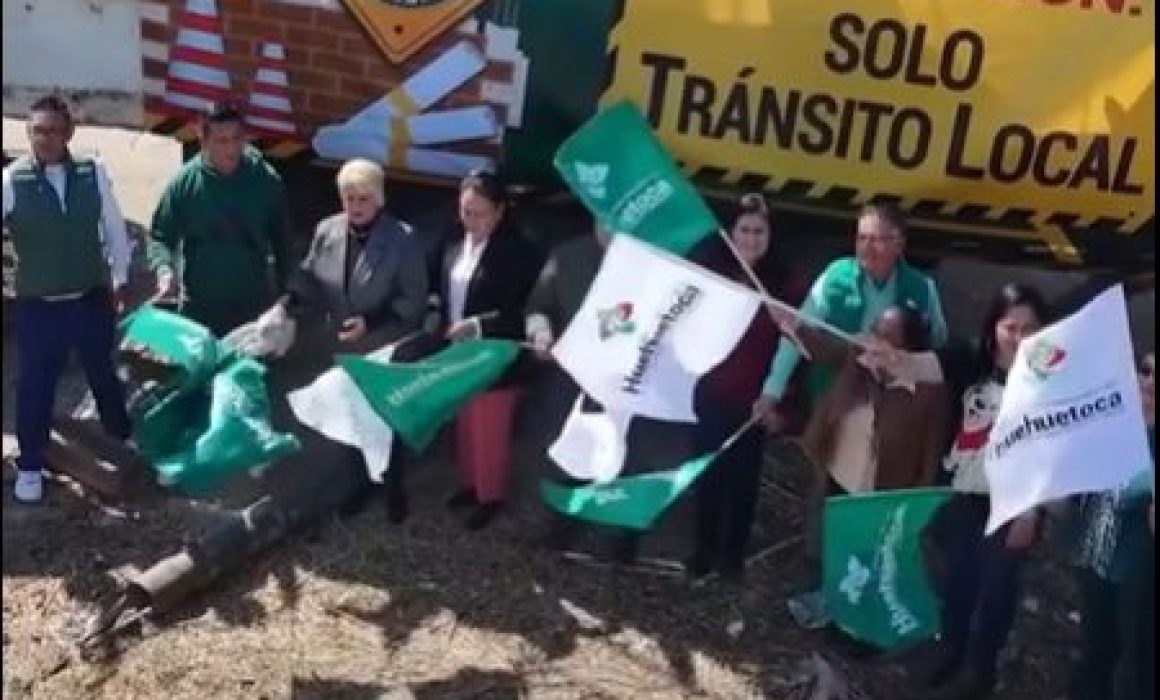 Da atole con el dedo gobierno de Huehuetoca y juega con ciudadanos
