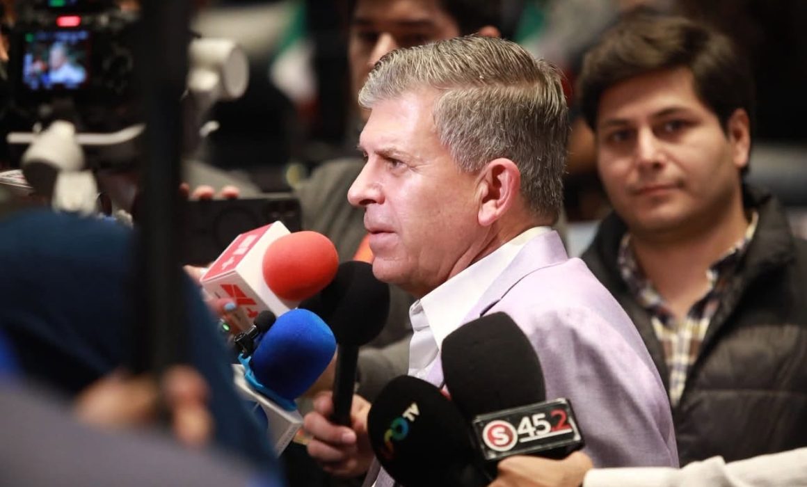 Enloquece Ricardo Sheffield; desata guerra interna en Morena