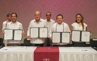 Firma Joaquín Díaz implementación local del T-MEC