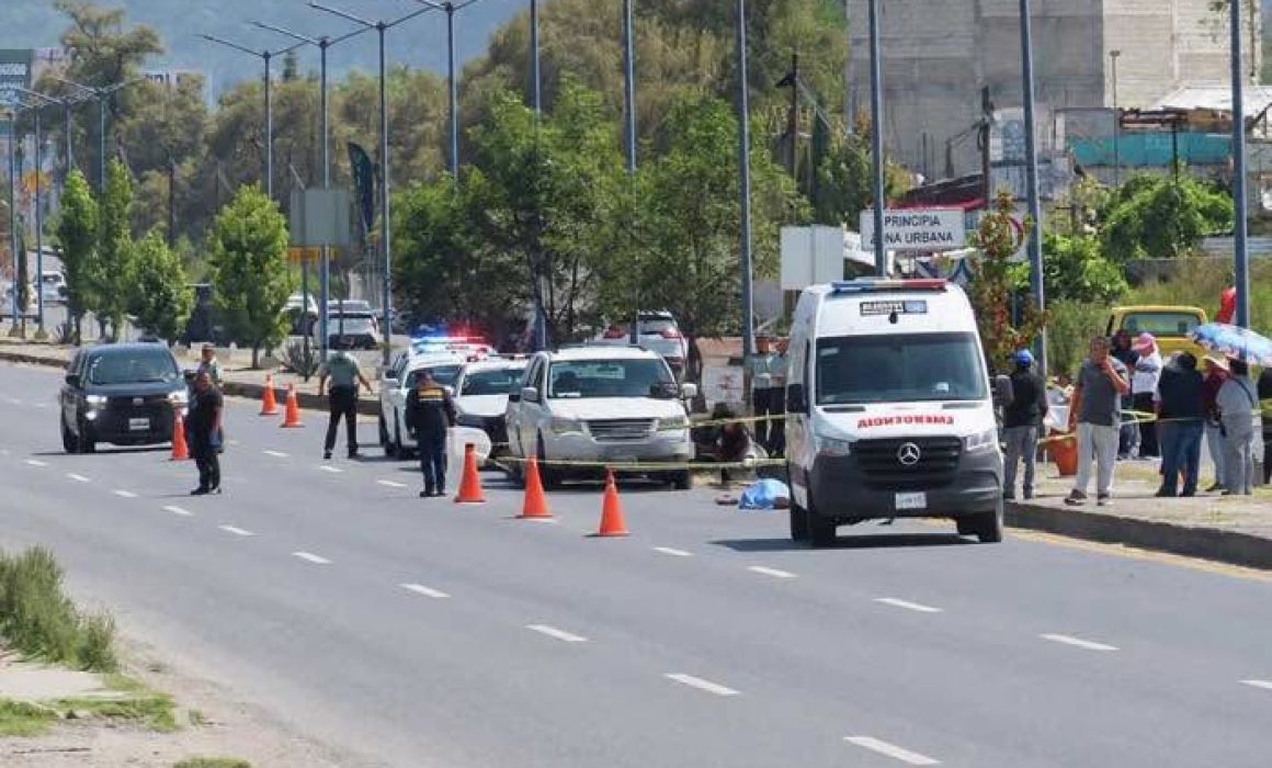 Ignora puente peatonal y muere arrollado en la Toluca-Naucalpan