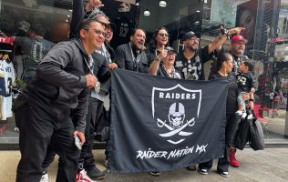 Inauguran Raiders de Las Vegas tienda exclusiva en Tlalnepantla