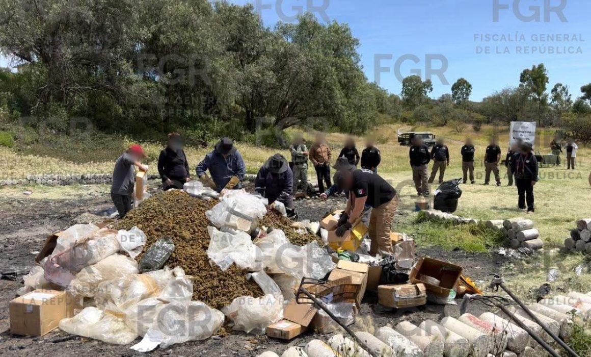 Incinera FGR narcóticos en Teotihuacán como parte de los aseguramientos