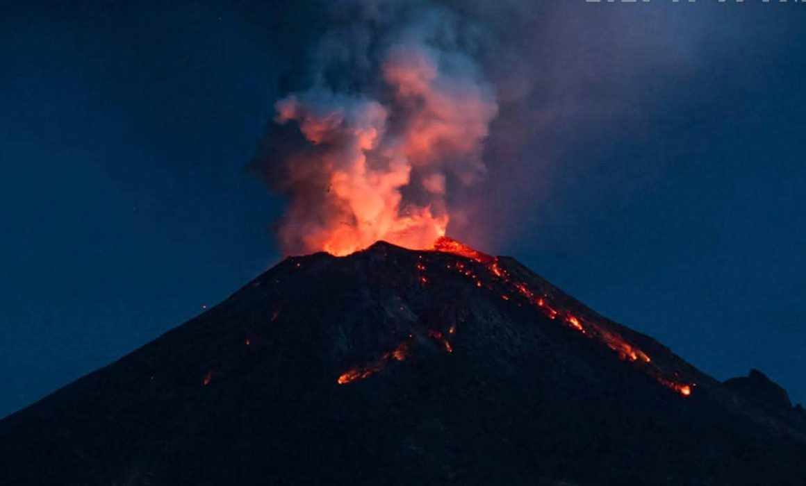 Mantiene Popocatépetl alerta amarilla en Edomex pese a exhalaciones