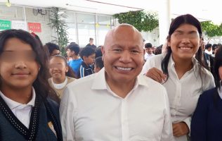 Mejora Tlalnepantla escuelas con computadoras y espacios deportivos