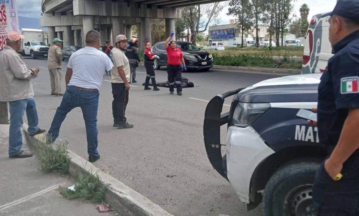 Muere policía de Tecámac al caer de puente de Atenco