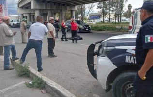 Muere policía de Tecámac al caer de puente de Atenco