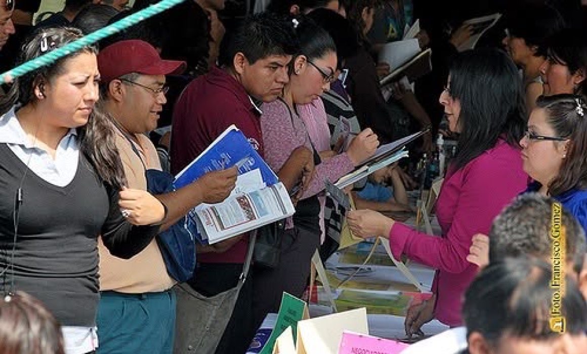 Ofrece Feria del Empleo vacantes para buscadores de trabajo en Metepec