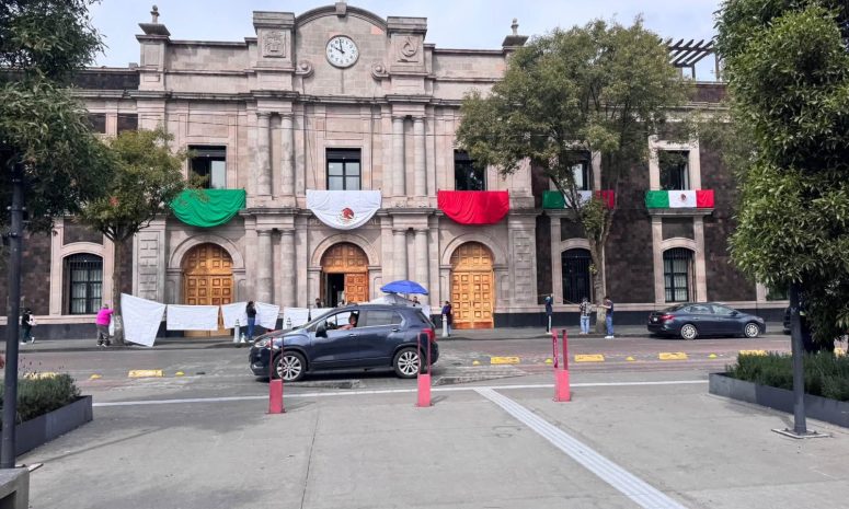 Protestan en Toluca frente al Poder Judicial por casos de Santiaguito
