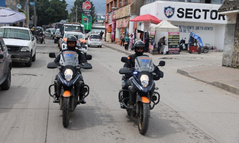 Recorren Ecatepec más de 300 policías por fiestas patrias