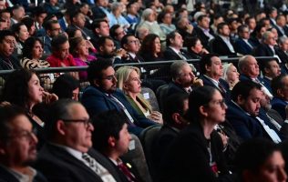 Respaldan alcaldes de Morena y oposición a Delfina Gómez en 3er Informe