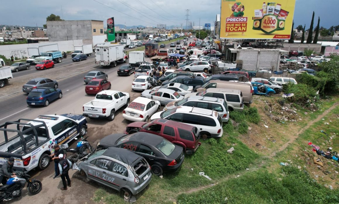 Retirarán más de 200 vehículos de deshuesaderos en Ecatepec