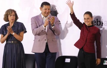 Sheinbaum y Armenta consolidan alianza de infraestructura y bienestar para Puebla