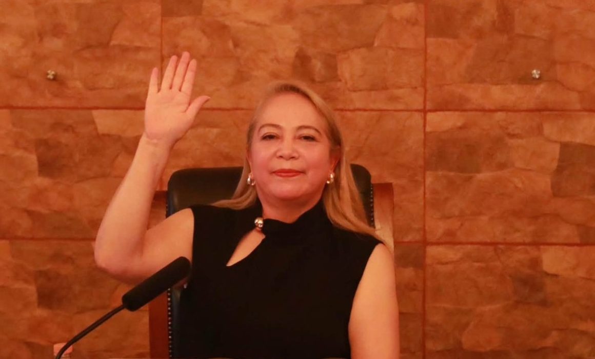 Silencia Gely Zuppa a 7ma. regidora tras exigir cuentas en Tepotzotlán