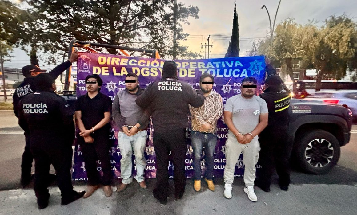 Termina persecución con 4 detenidos y 9 borregos recuperados en Toluca