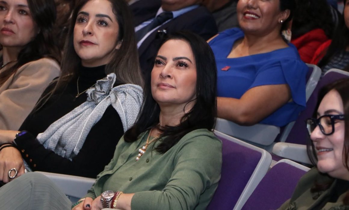 Toma Iraí Albarrán la delantera rumbo al proceso del 2027 en Metepec