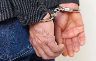 Vinculan a proceso a escolta en homicidio del esoterista Farath Coronel