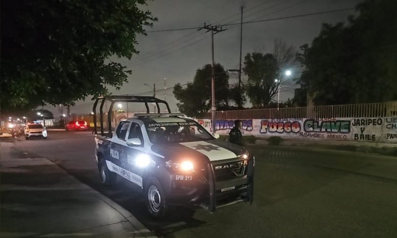 Detienen a tres recolectores de basura tras agredir a policías en La Paz