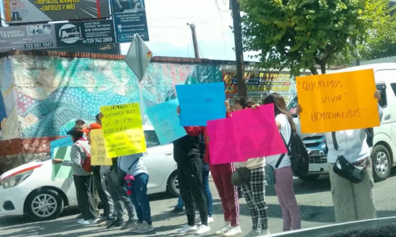 Desata protestas en 7 municipios crisis por falta de hemodiálisis